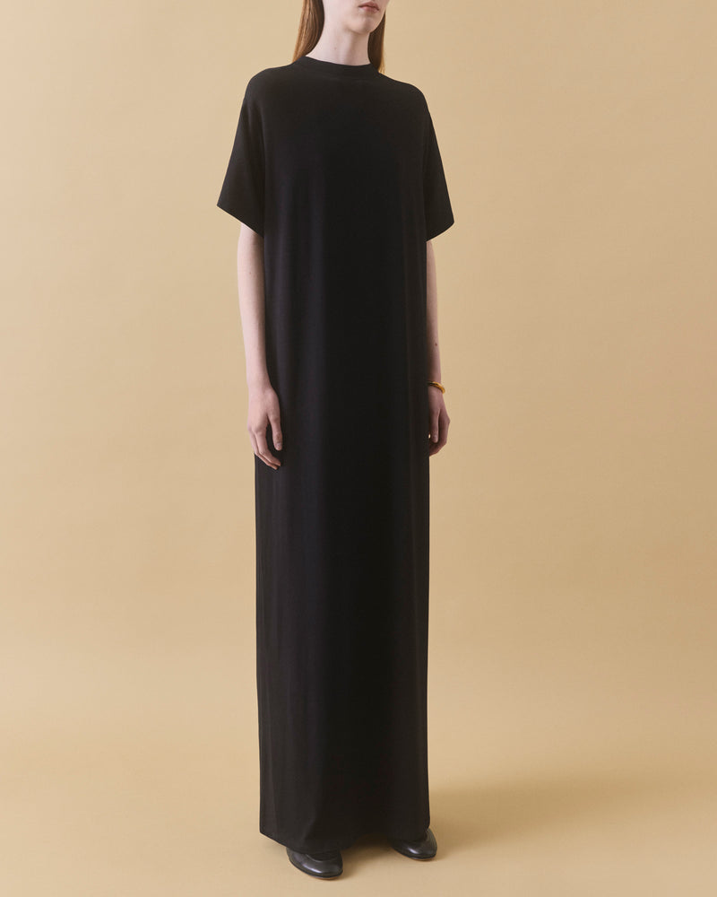 Black oversized jersey viscose maxi dress with short sleeves, full length – Dhoemi Ease