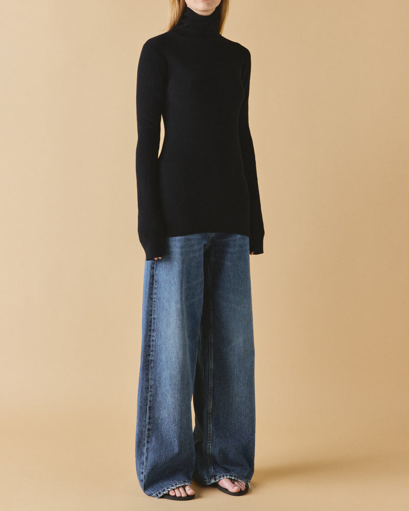 Elongated Compact Knit Top