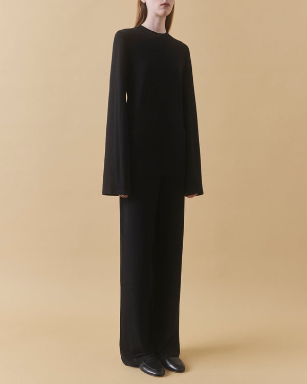 Elongated Sleeve Top, black
