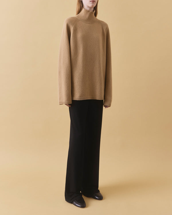 Raglan Sleeve Turtleneck, camel
